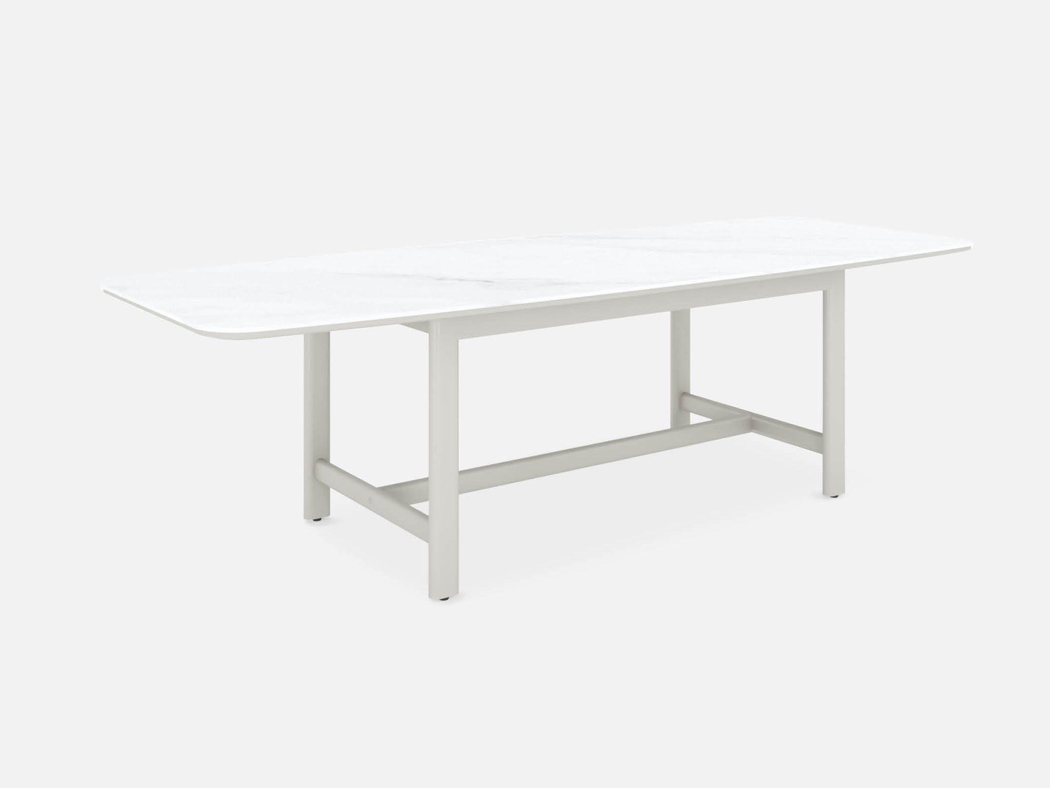 Bight curved dining table