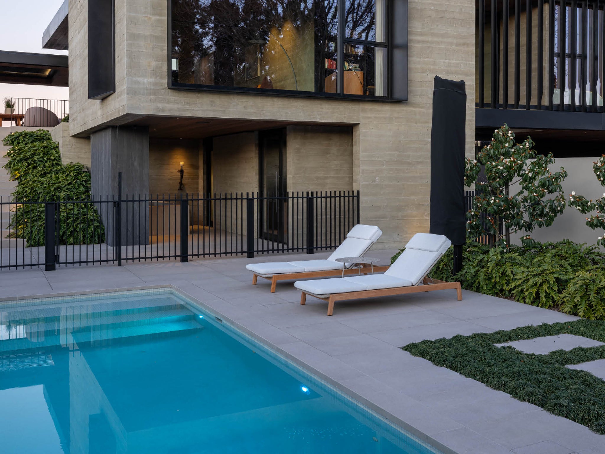 Bight Lounger