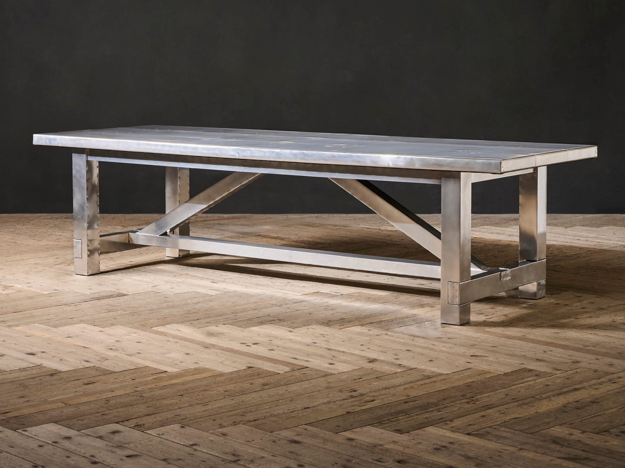 Boston dining table