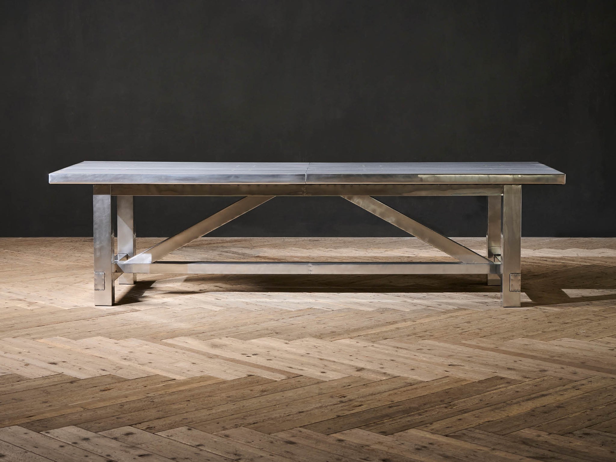 Boston dining table