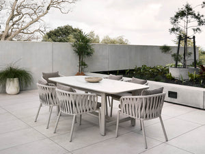 James dining chair