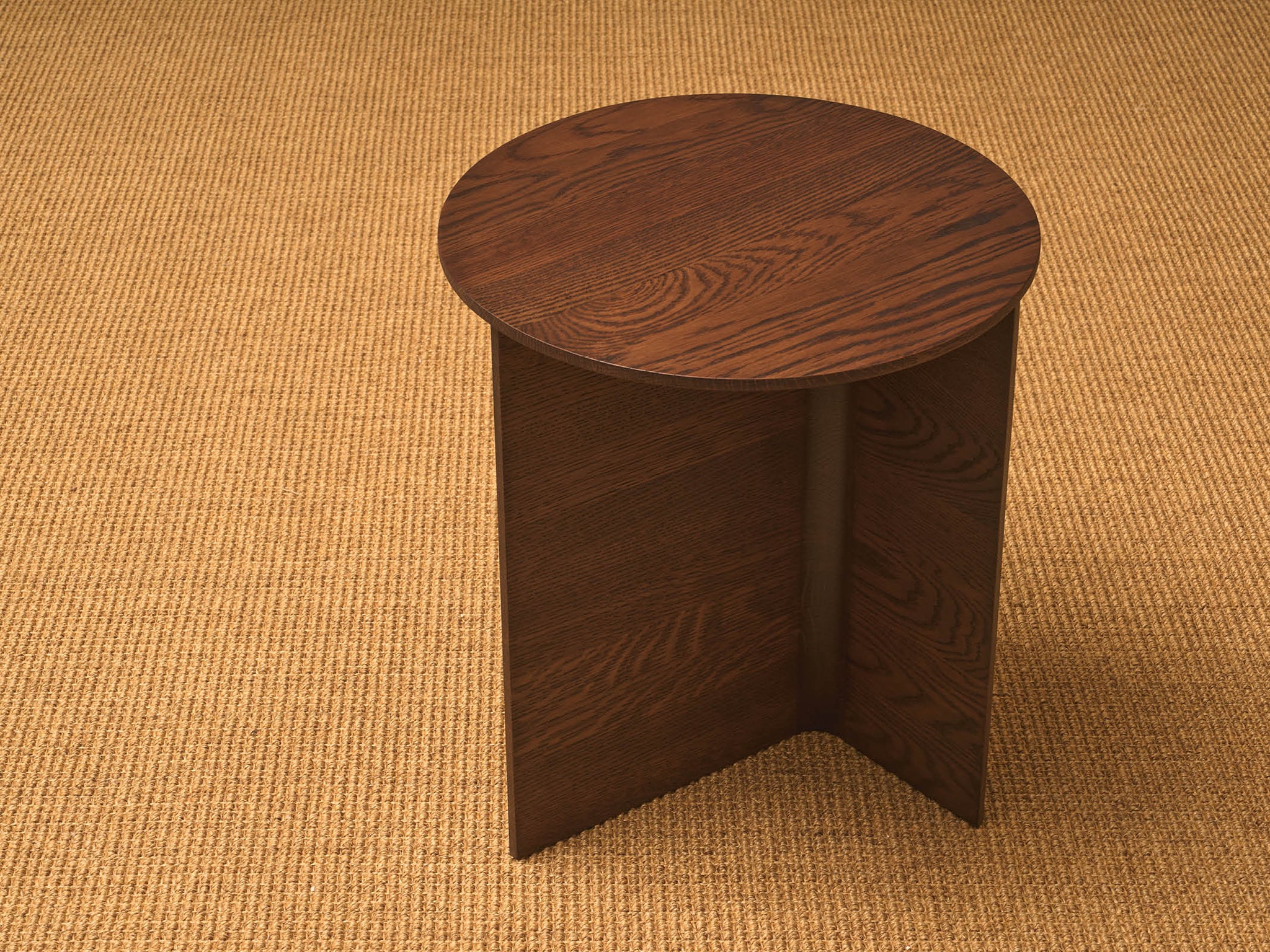 Jaunt side table