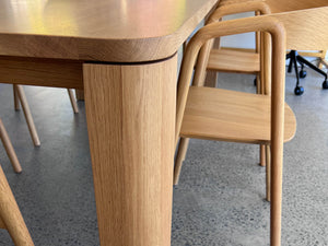 Oli Dining Table