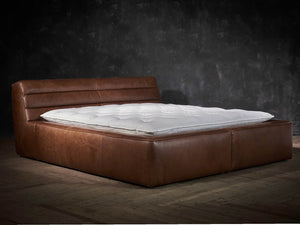 Shabby Bed