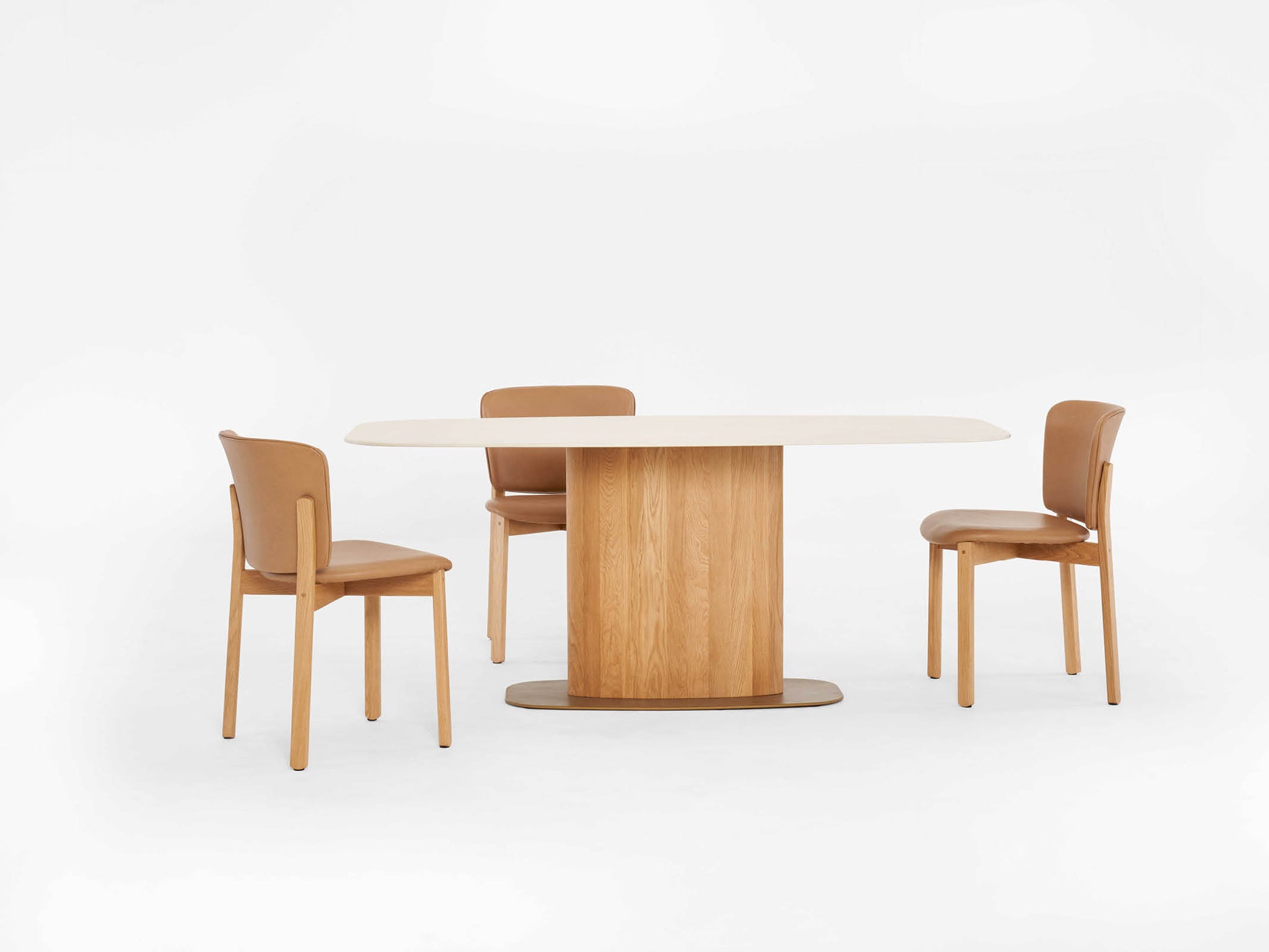 Tilba dining table