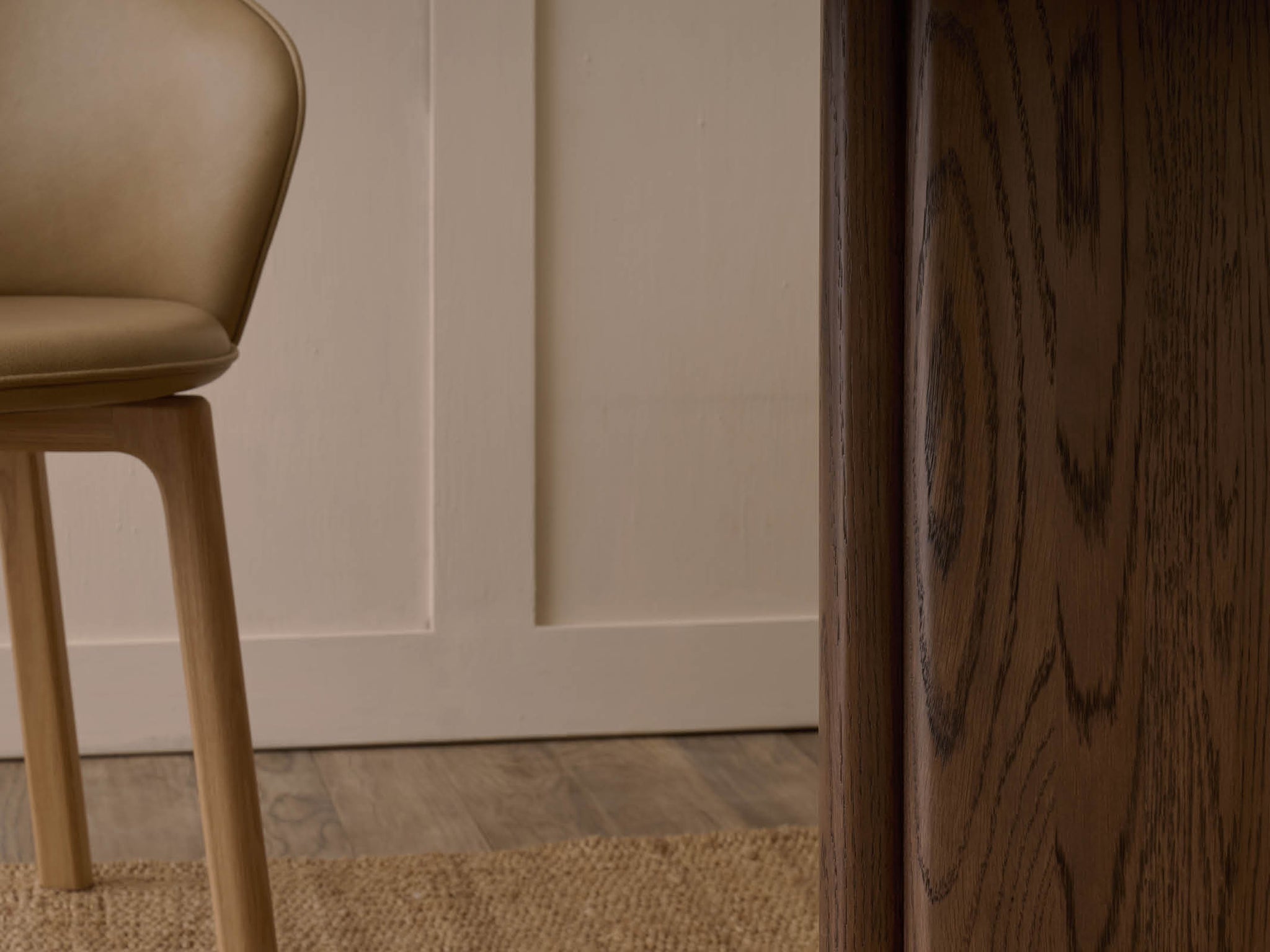 Tilba dining table