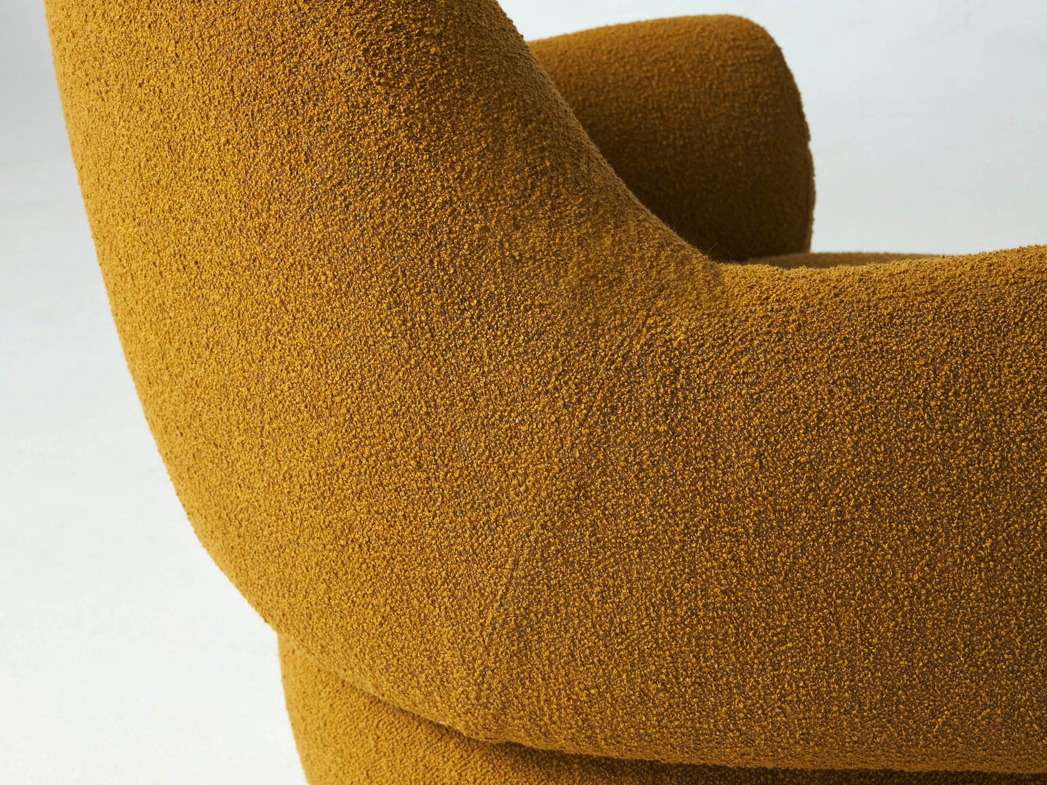 Toad armchair