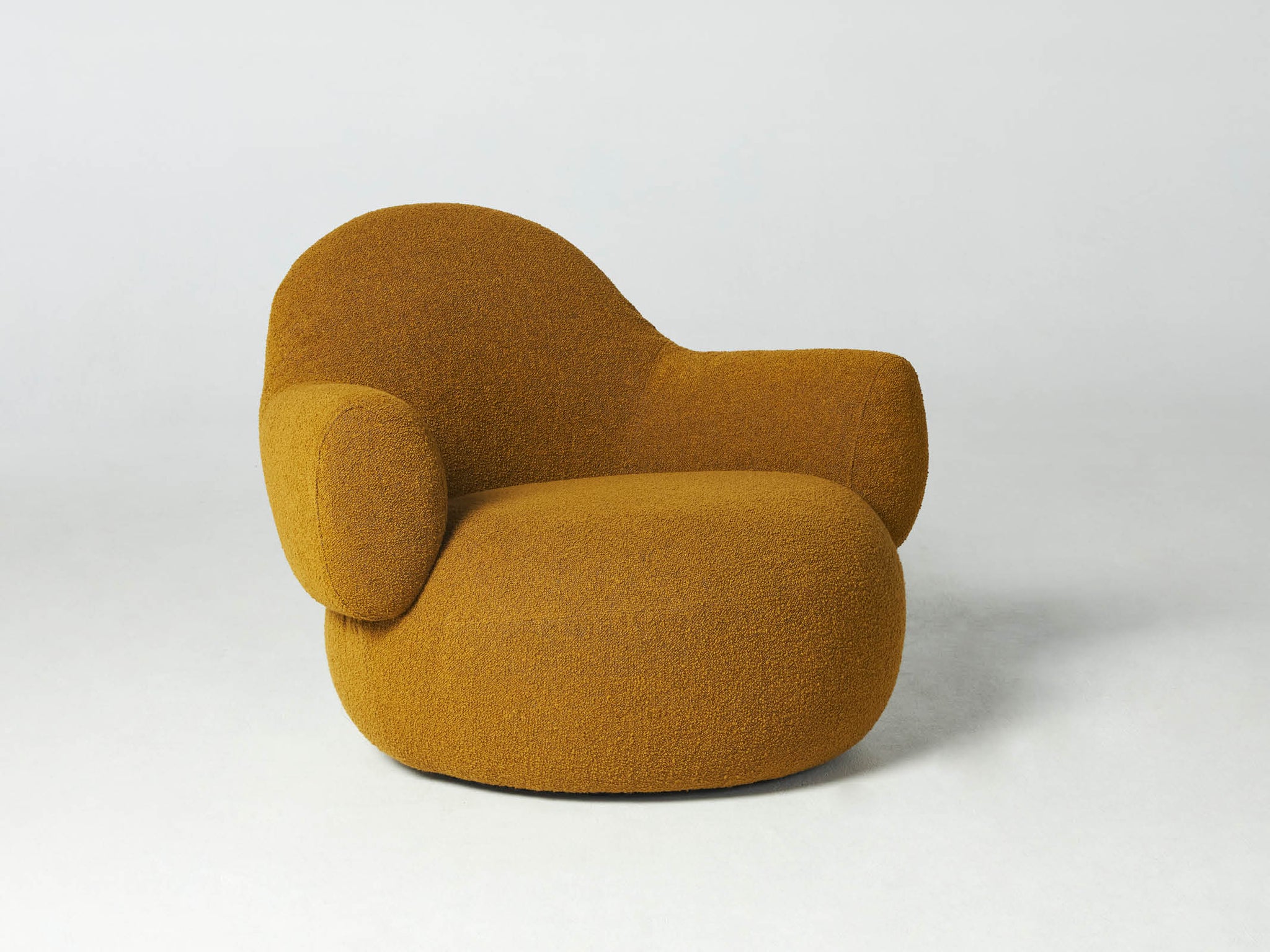 Toad armchair