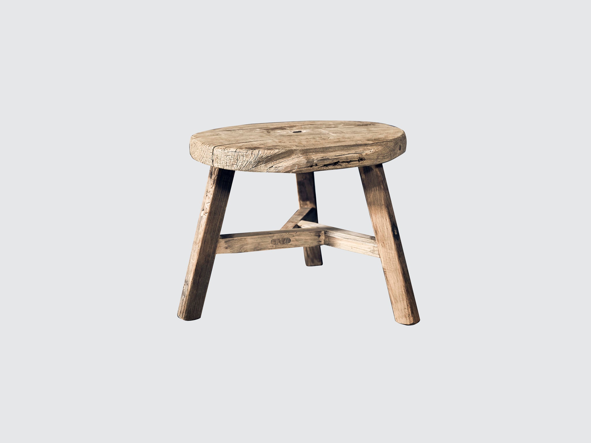 Abode_Reclaimed_Round_CoffeeTable_NobleSouls