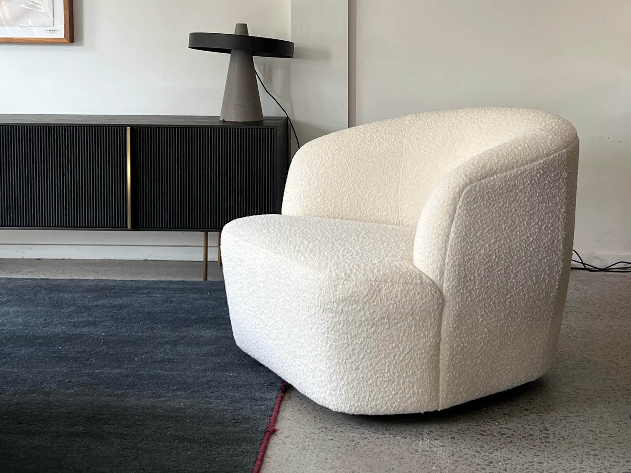 Byron Swivel Lounge Chair
