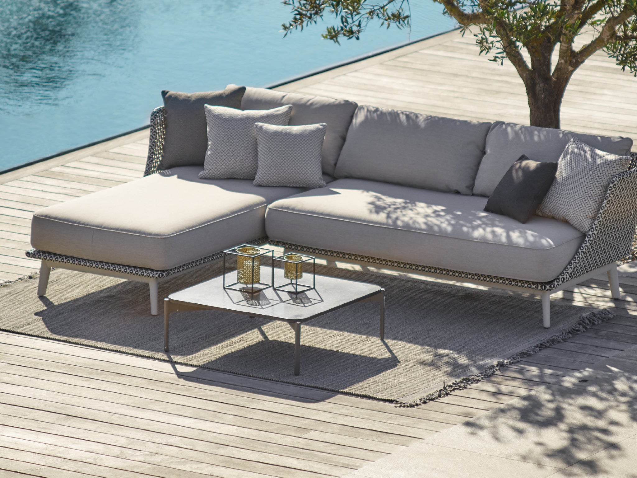 Outdoor Coffee & Side Tables NZ | Designer Outdoor Tables | Dawson & Co