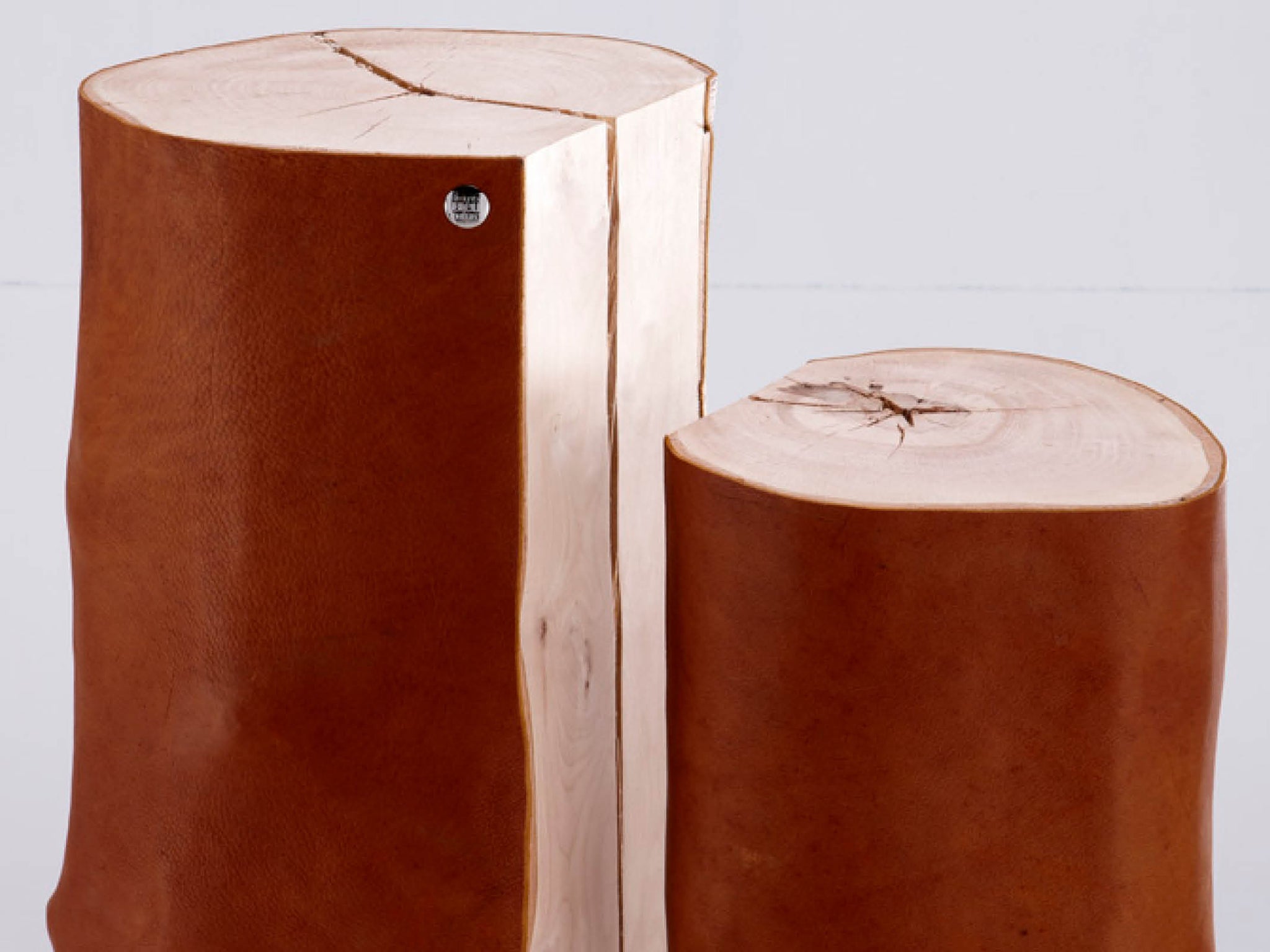 Logglove Side Table