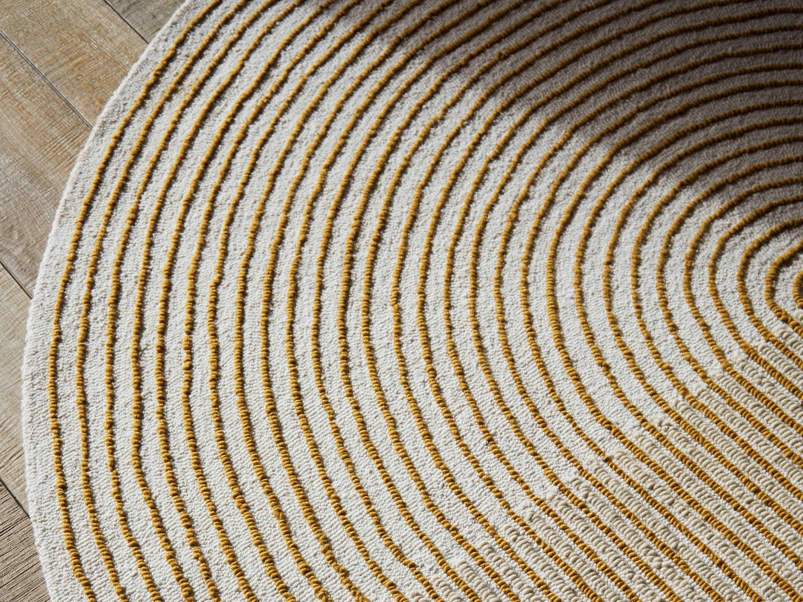 Ply Round Rug